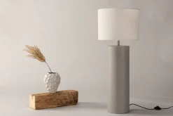 Golvlampa 'Ulricehamn' - Grå