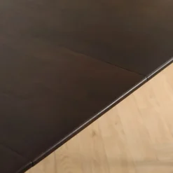 Matbord 'Avora' - Valnöt