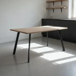 Matbord 'Klassisk' 140x80cm - Svart/Ek