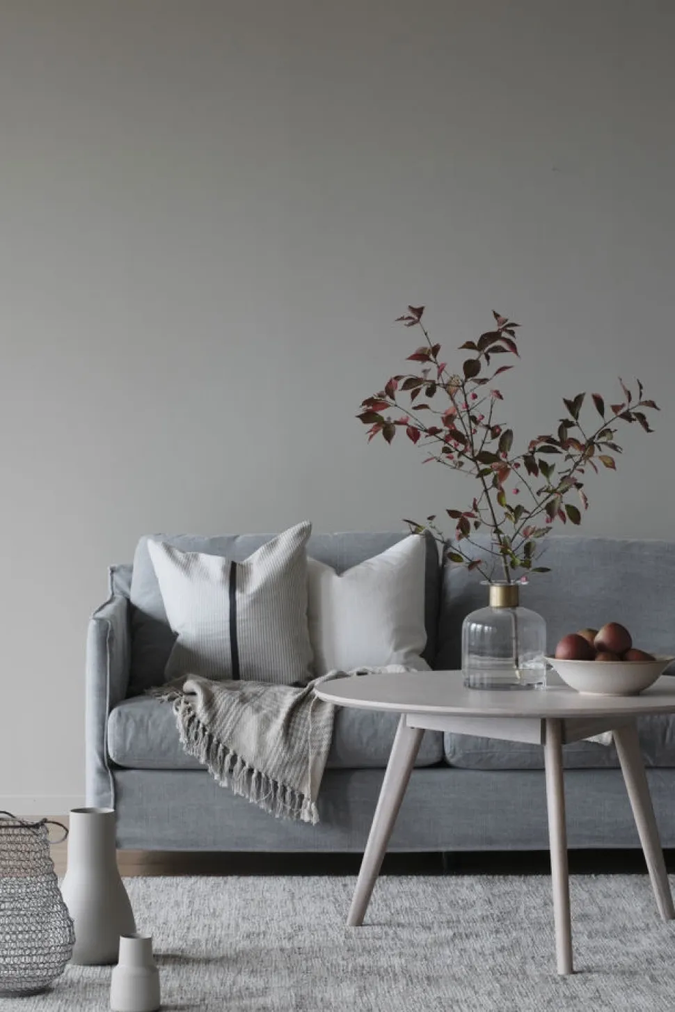 Soffbord 'Yumi' Runt 90cm - Vitpigmenterad ek