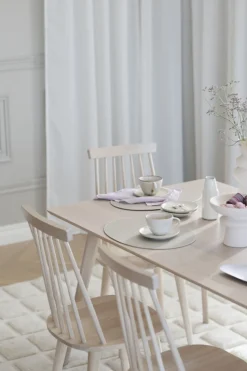 Stol 'Lotta' - Vitpigmenterad