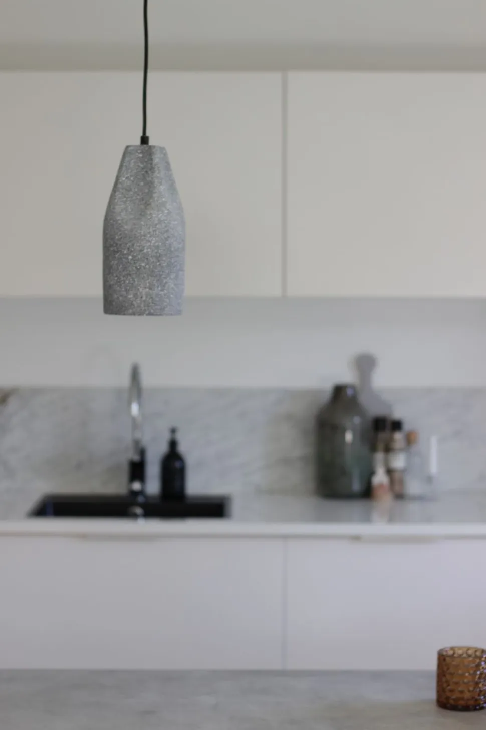 Taklampa 'Stone Cylinder' - Cement
